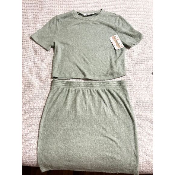 NWT Double Zero Sage Green Terry Knit Two Piece Set L Cropped Top Midi Skirt - Picture 1 of 8